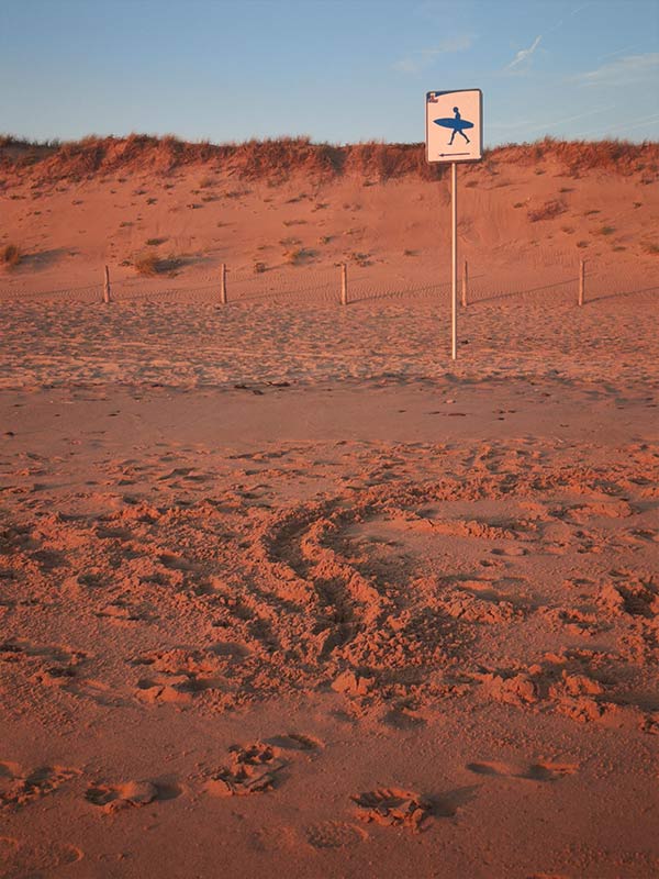 Panneau zone de surf Grande Plage de Saint Gilles Croix de Vie